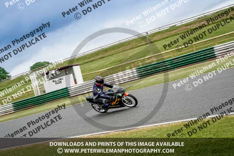 enduro digital images;event digital images;eventdigitalimages;mallory park;mallory park photographs;mallory park trackday;mallory park trackday photographs;no limits trackdays;peter wileman photography;racing digital images;trackday digital images;trackday photos